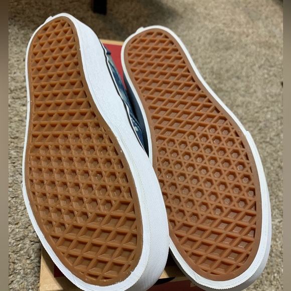 COPY - Vans platform sneakers - Picture 2 of 4